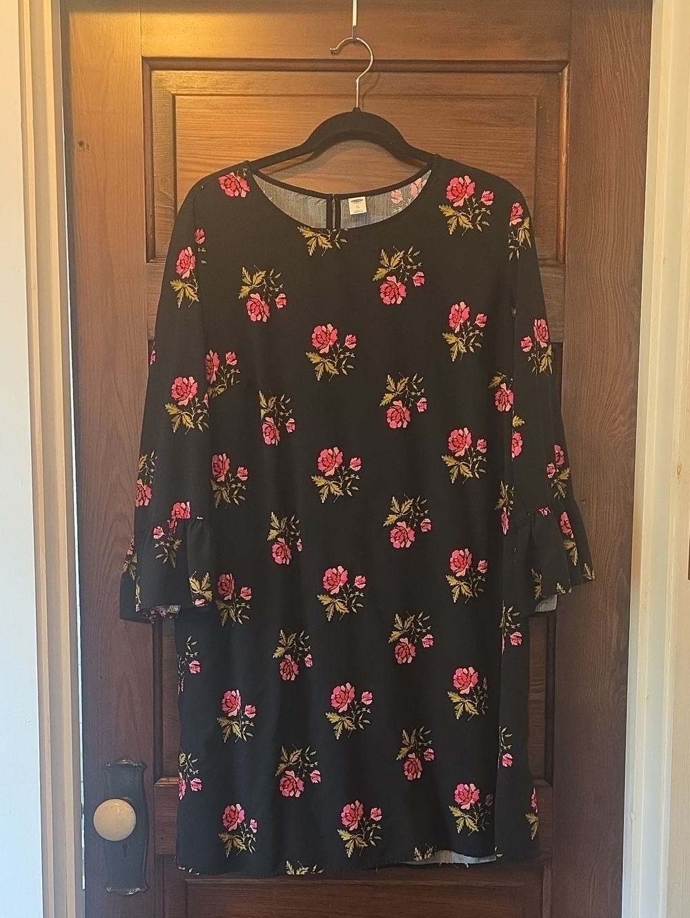 Old Navy Women's Shift Dress Black Pink Floral Bell Sleeves XL